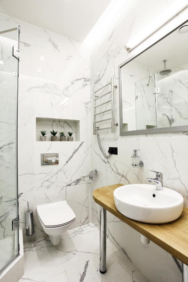 Allurapart Andersen Kiev Luaran gambar